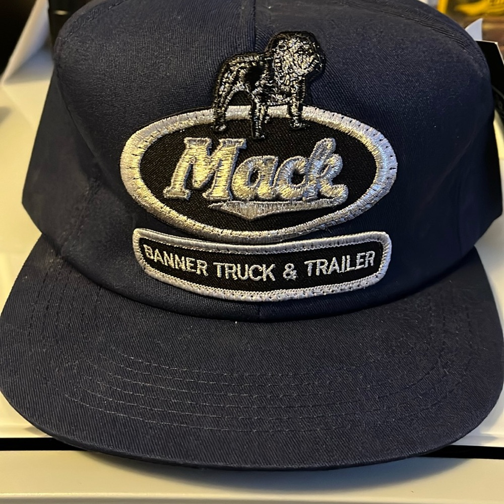 Vintage Mack truck hat/New
